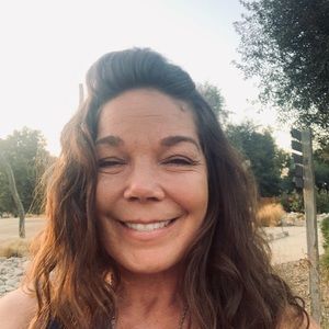 Meet your Posher, Tina